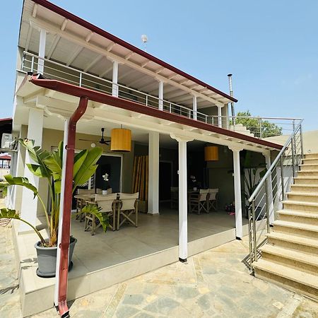 Central Luxury Apartment In Paralia Ofryniou Ofrínion Exterior foto